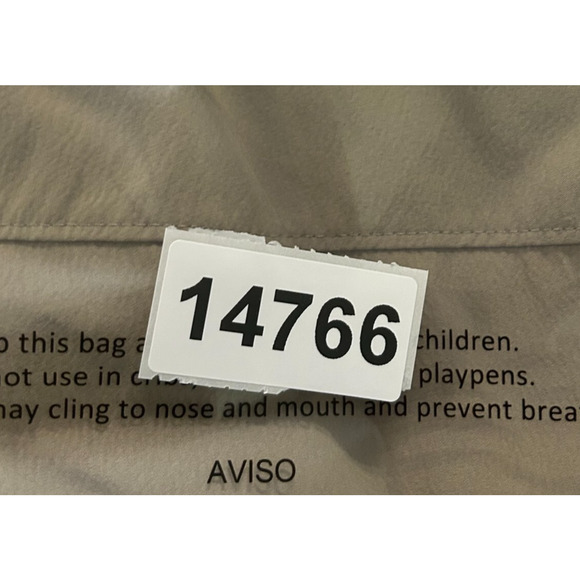 Mountain Hardwear Cargo Pants Womens 12/32 Tan Performance Hiking Actual 34X31 - Picture 9 of 9